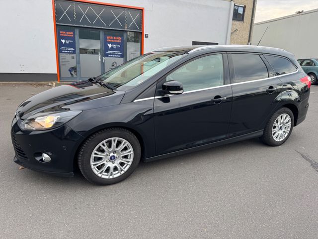 Ford Focus Turnier Titanium*2.Hand*Keyless-Go*Navi*