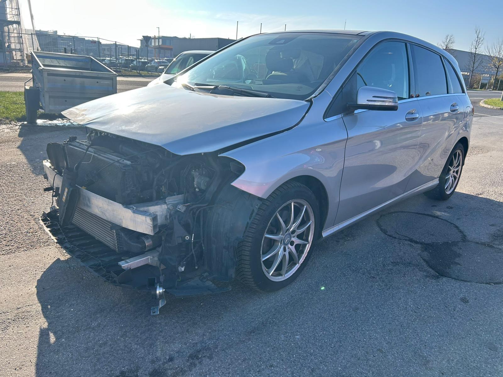 Mercedes-Benz B 200 CDI / d 4Matic