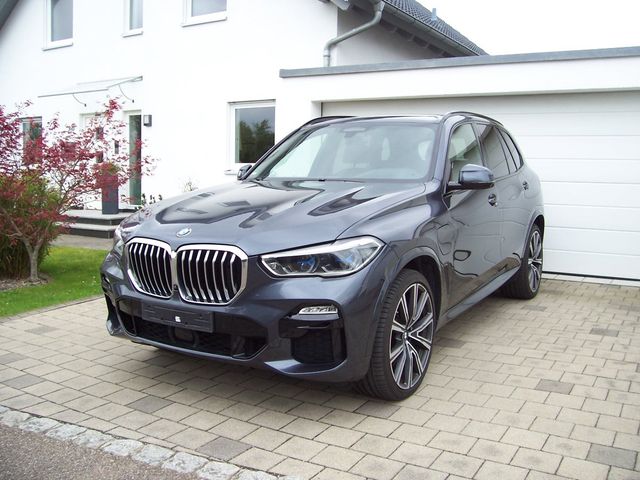 BMW X5 xDrive45e M Sportpaket Night/B&W/Sky/22/Laser