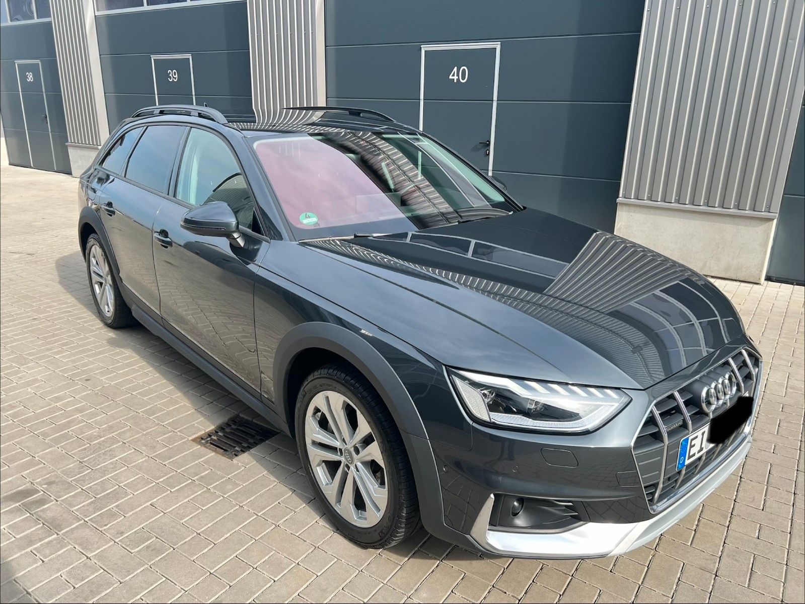 AUDI A4 Allroad 40 TDI *360°* *AHK*
