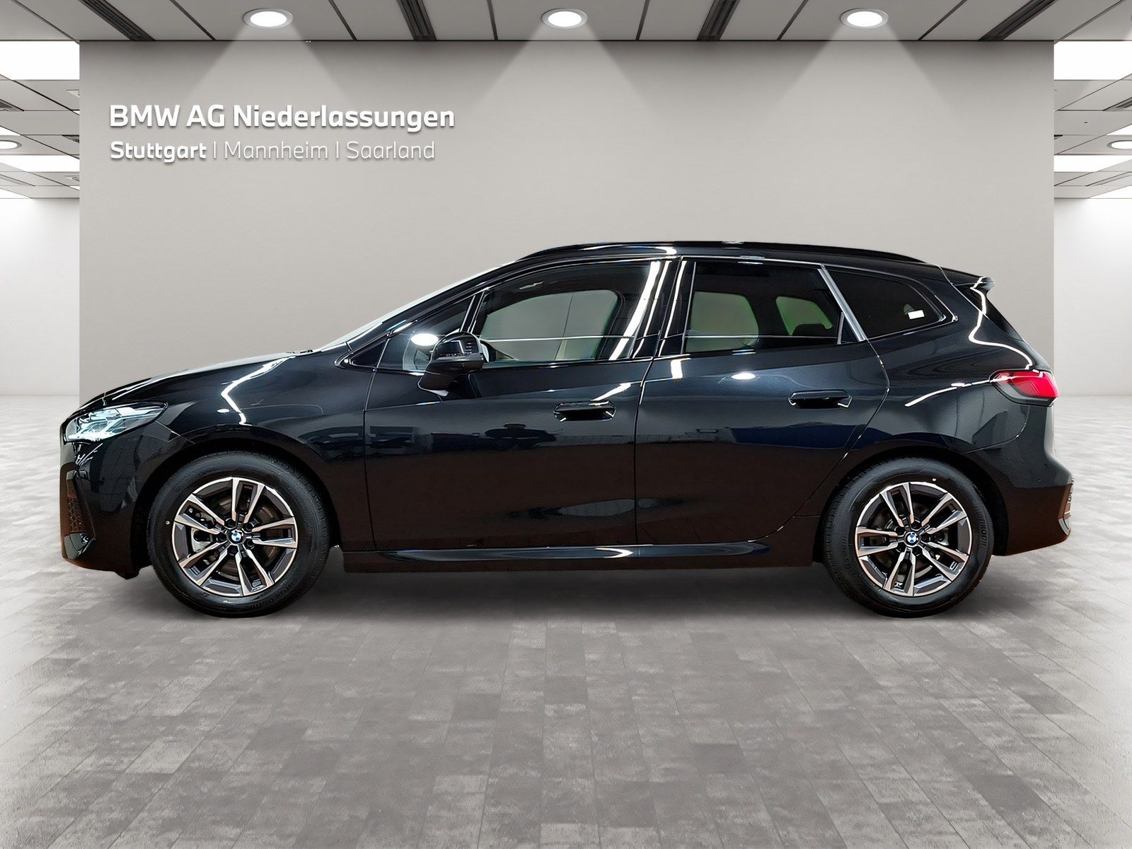 BMW 223 Active Tourer - Bild 3
