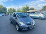 Mercedes-Benz A 160 A -Klasse TÜV & Kupplung NEU - Mercedes-Benz aus 2009: Klasse