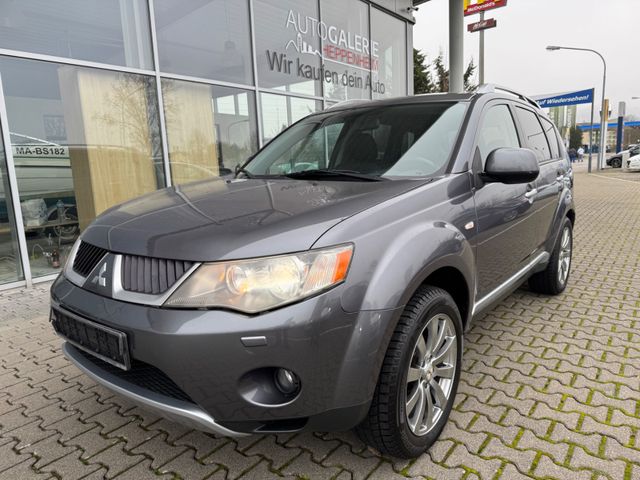 Mitsubishi Outlander 2.4 AWD/Automatik/Leder/7-Sitzer