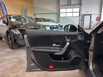 Mercedes-Benz CLA 220 d 4Matic *Multibeam*AHK*LED*Navi*