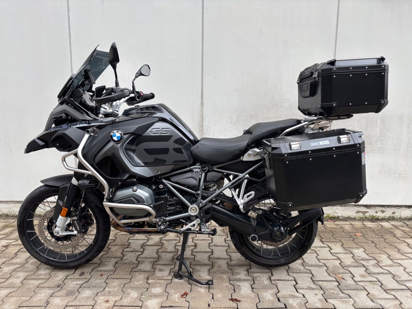 Fahrzeugabbildung BMW R 1200 GS Adventure 3 Pakete Triple Black