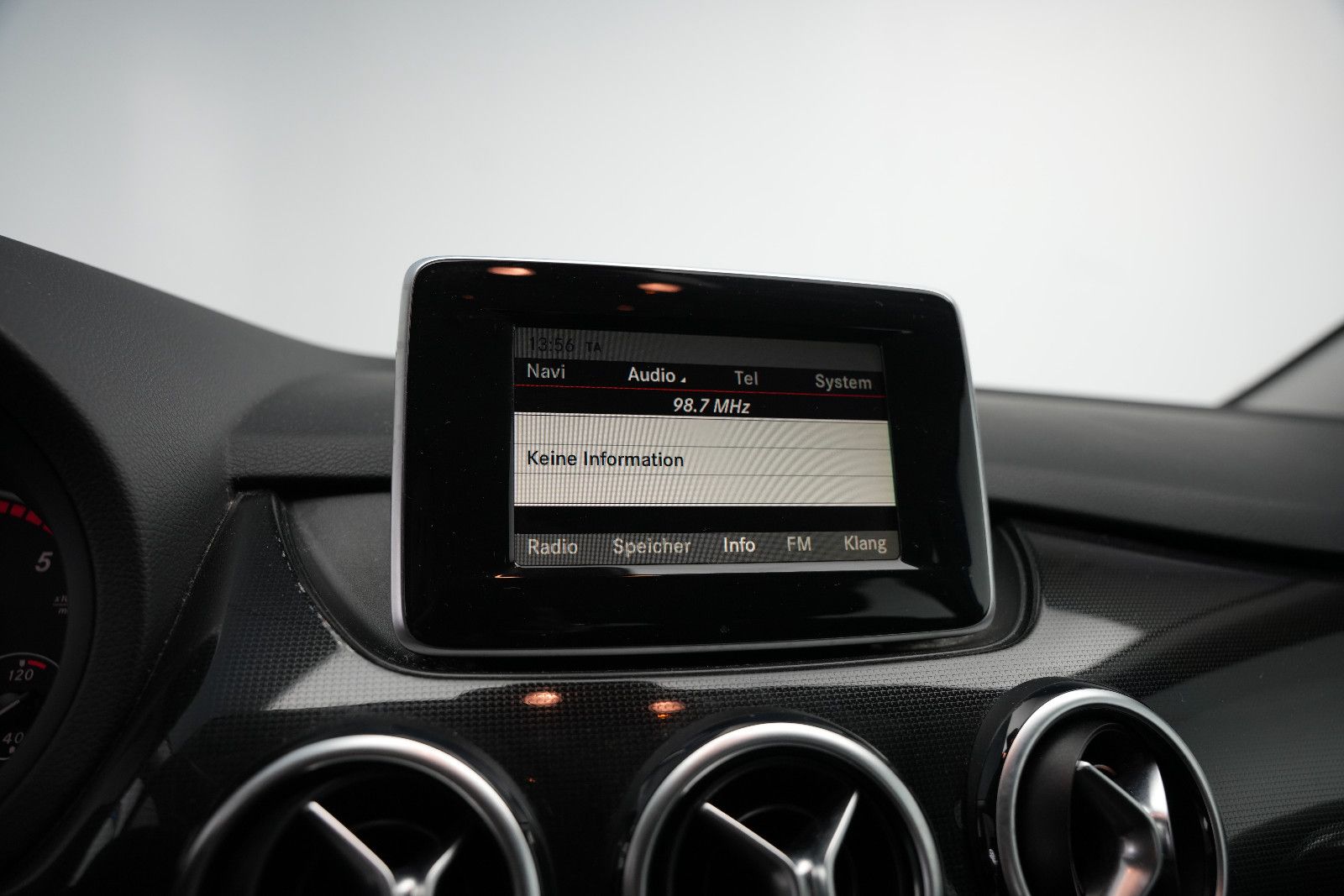 Fahrzeugabbildung Mercedes-Benz B 180 CDI/Edition E/Navigation/SHZ/MFL/ALU/