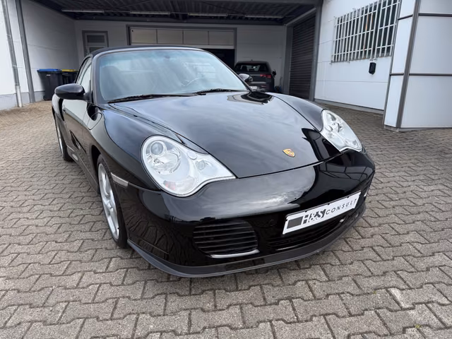 Porsche 911 / 996 Turbo S Cabrio / Handschalter