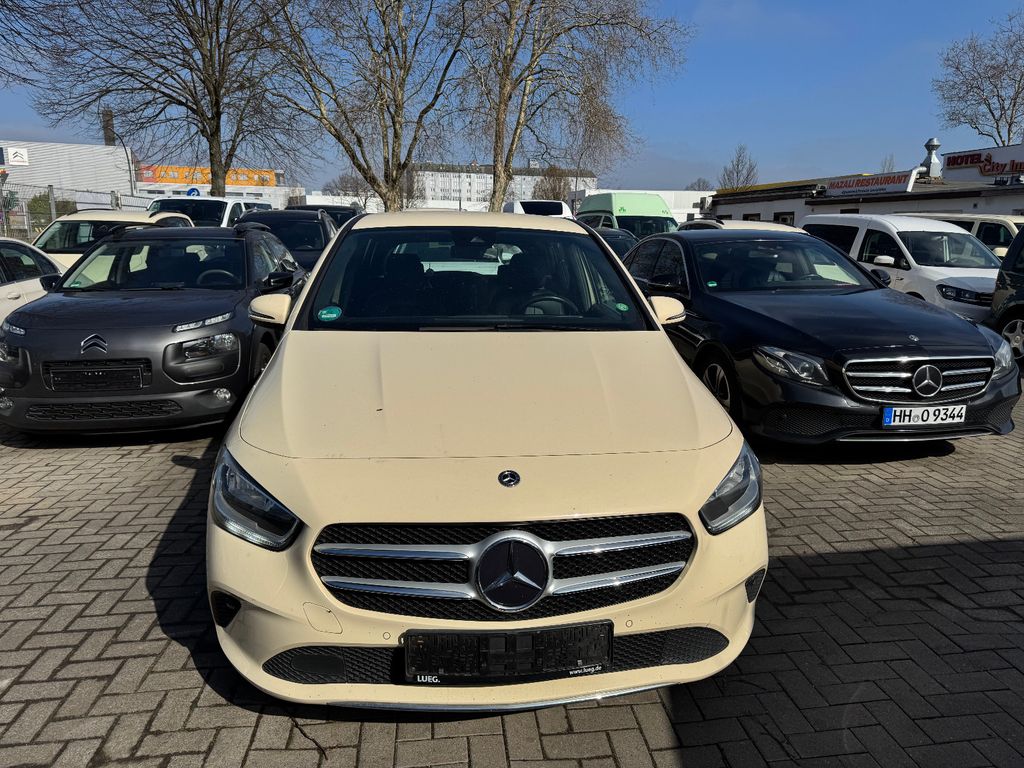 Image of Mercedes-Benz B 200