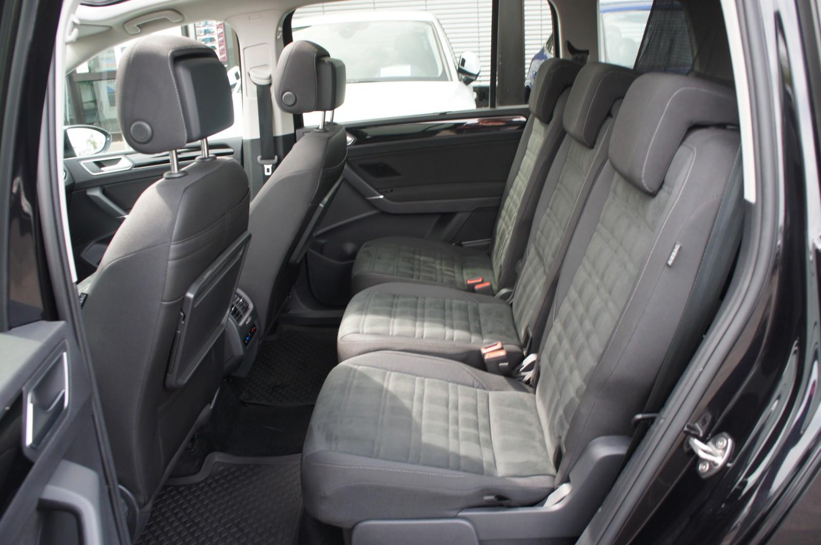 Volkswagen Touran Highline *ACC*AHK*PANO*STDHZG*KAM*MASSAGE, миниатюра 18