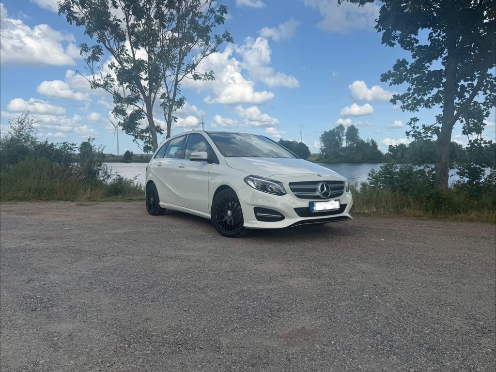 Image of Mercedes-Benz B 180