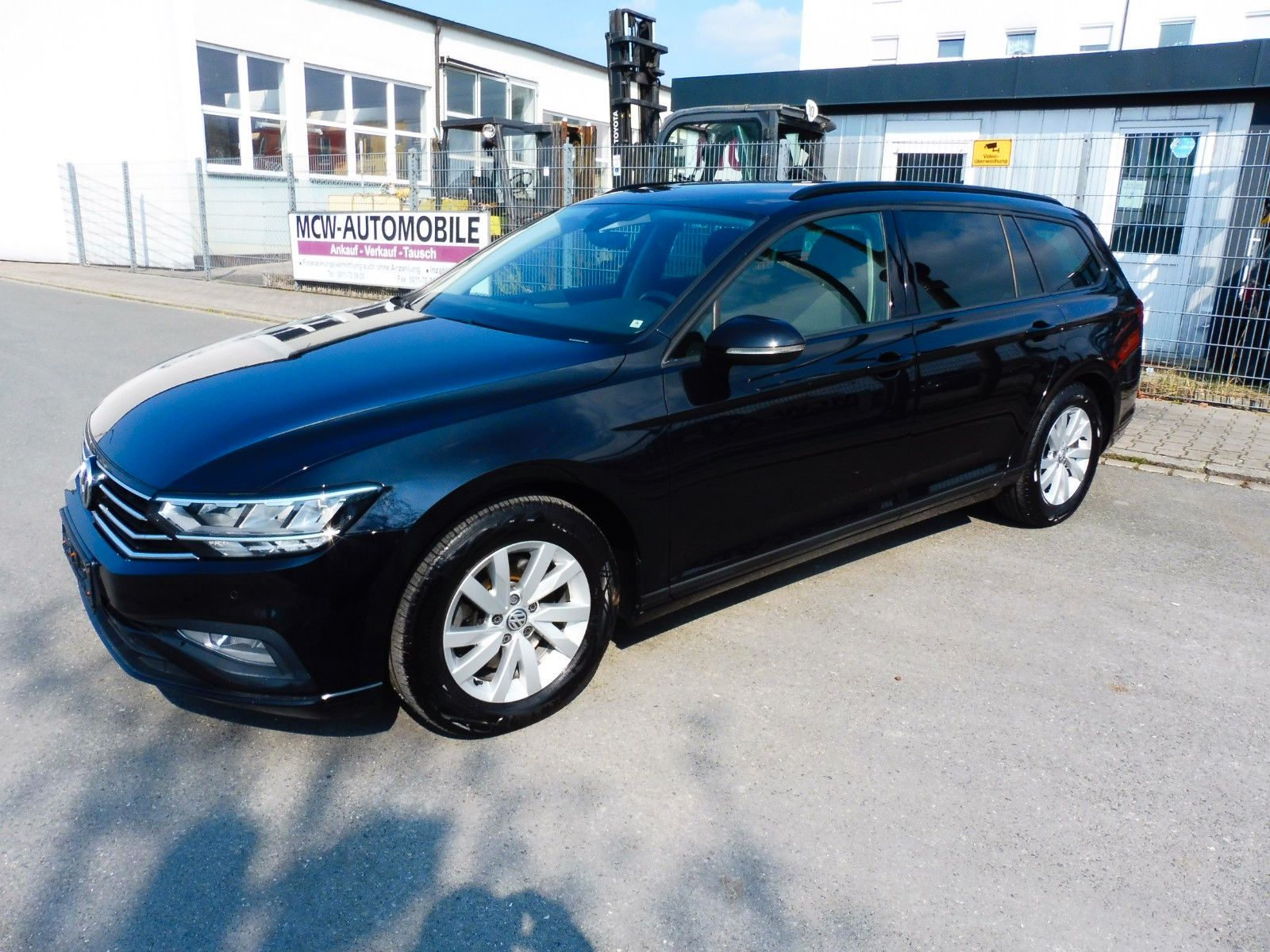VW Passat Variant