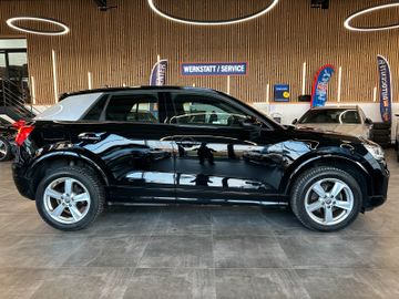 Audi Q2 30 TFSI sport *NAVI*TEMPOMAT*PDC*LED*SZHZ*