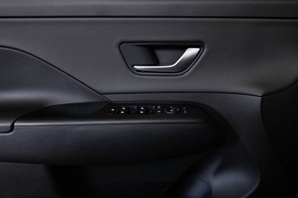 Fahrzeugabbildung Hyundai KONA Elektro 65,4kWh TREND Assi BOSE