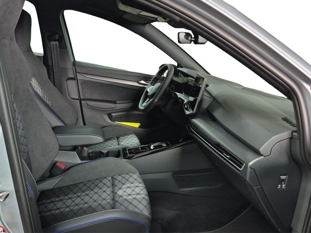 Volkswagen Golf - Bild 10