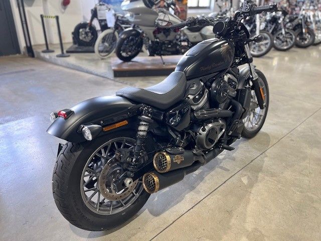 Fahrzeugabbildung Harley-Davidson RH975 S Nighster Spezial Umbau
