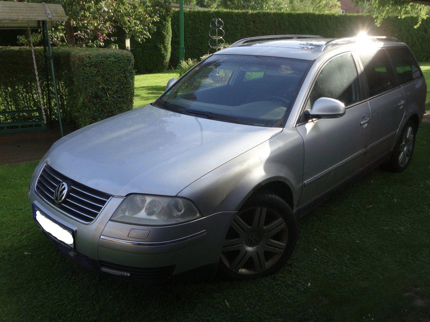Volkswagen Passat 2005 — rear view