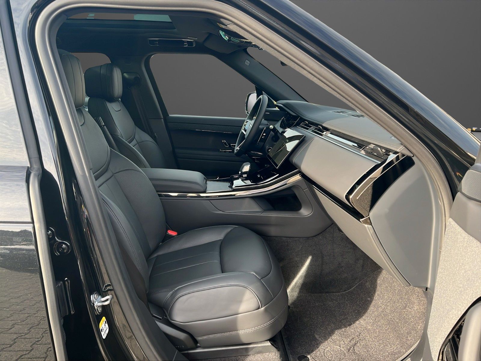 Fahrzeugabbildung Land Rover Range Rover Sport P460e Dynamic SE 23 Zoll
