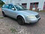 Volkswagen Passat 2.0 Highline - VW Kombi von 2002