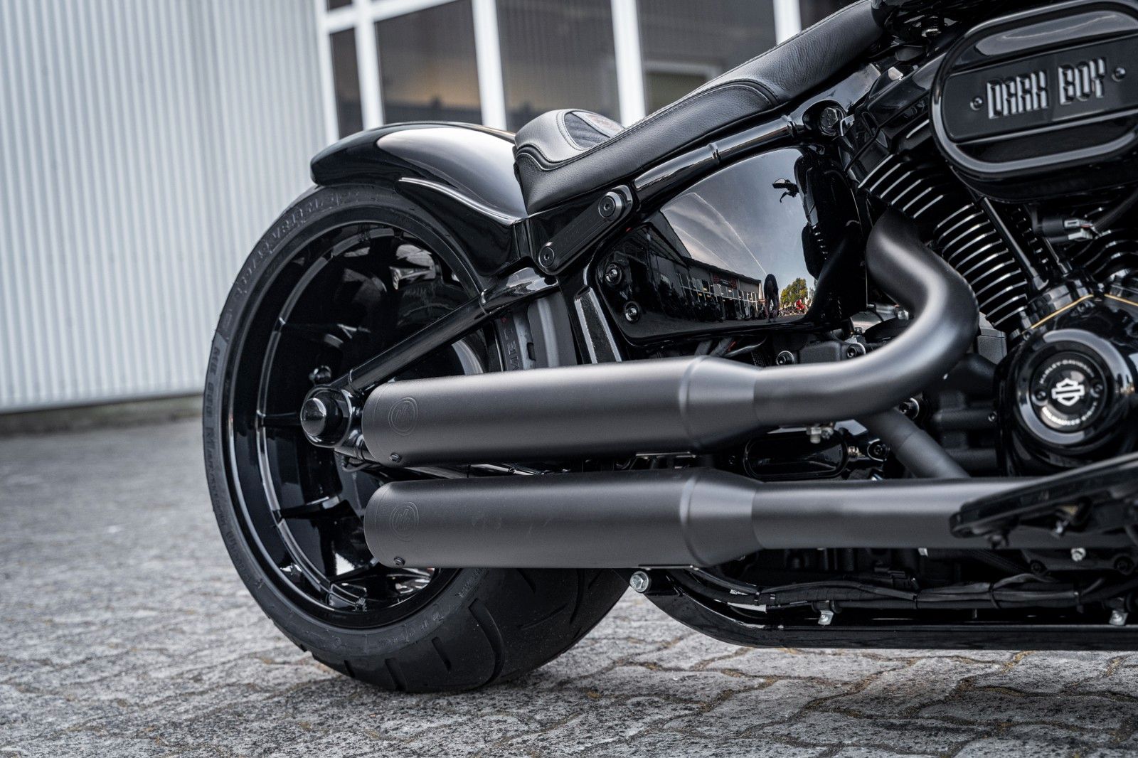 Fahrzeugabbildung Harley-Davidson DARK FAT BOY FLFBS 114 MY24 -KESSTECH-