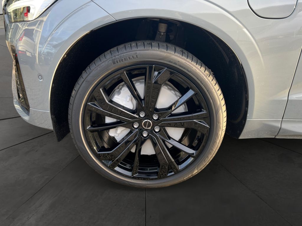 VOLVO XC60 T8 AWD Plug-in Hybr. Ultra Black Ed.,Nappa VOLVO XC60 T8 AWD Plug-in Hybr. Ultra Black Ed.,Nappa