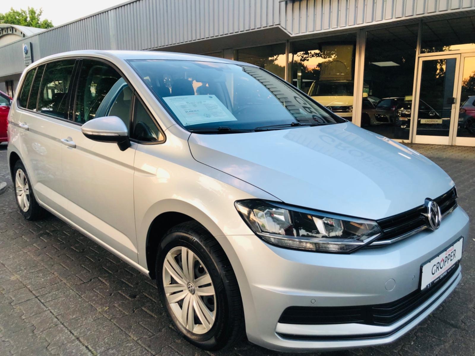 Volkswagen Touran Trendline 7Sitze/NAVI/AHK/KLIMAAUTOMATIK