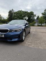 BMW 318d Touring - unfallfrei -BMW Service Inklusive - BMW 318 in Köln