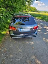 Mercedes-Benz E 63 AMG  S 585 PS Top gepflegt Vollausttattung  - gebrauchte Mercedes-Benz E 63 AMG aus dem Jahr 2014