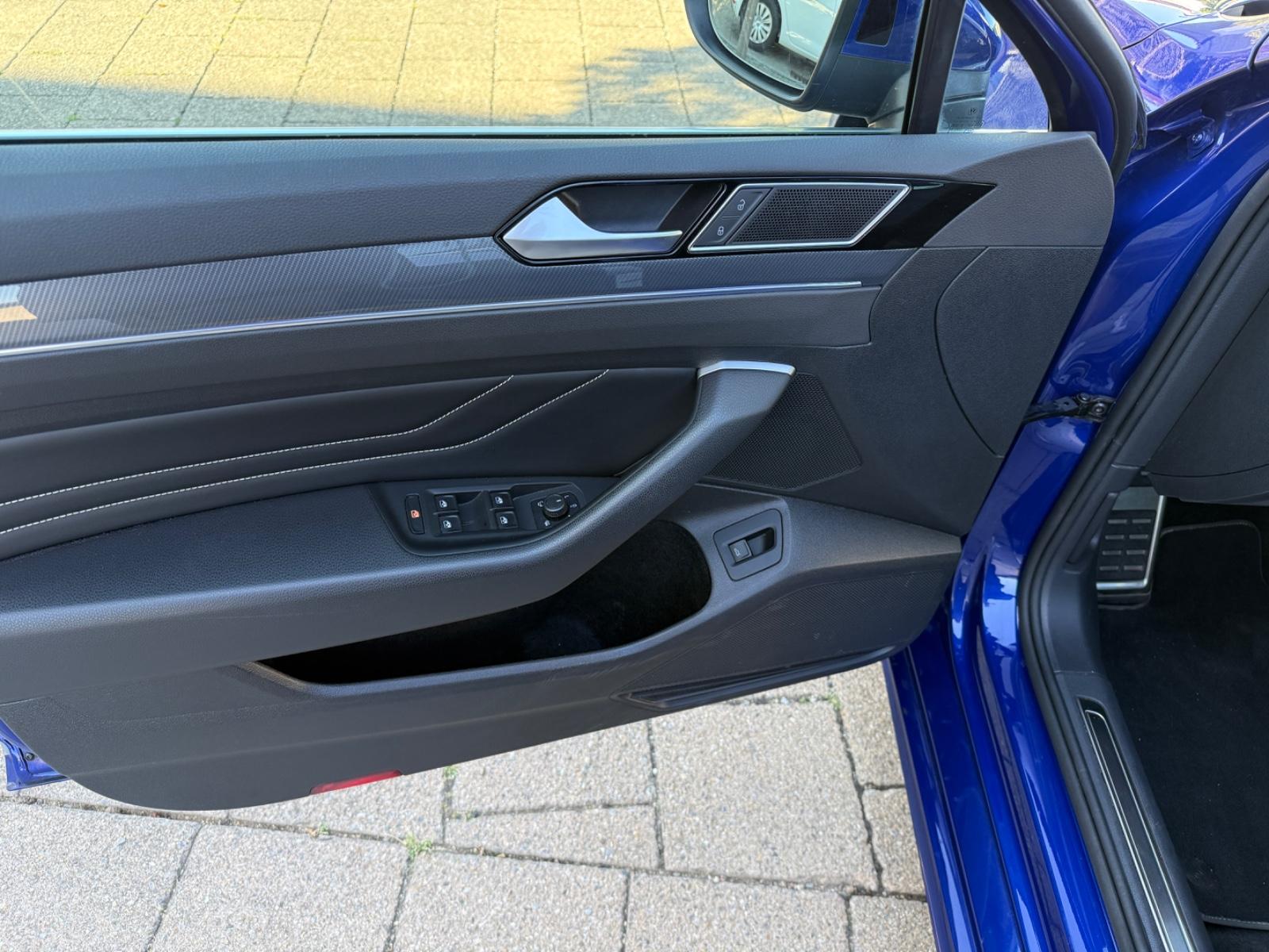 Volkswagen Passat VW Passat Variant 190PS DSG R-Line Matrix HUD, миниатюра 10