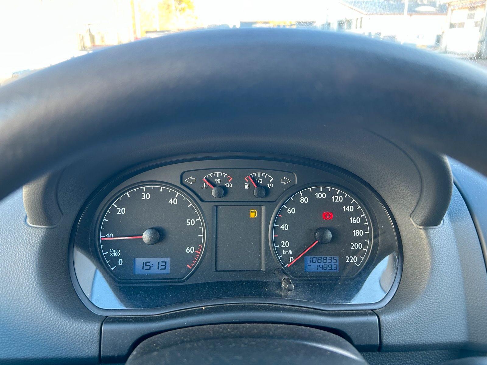 Volkswagen Polo 2004 — photo 9