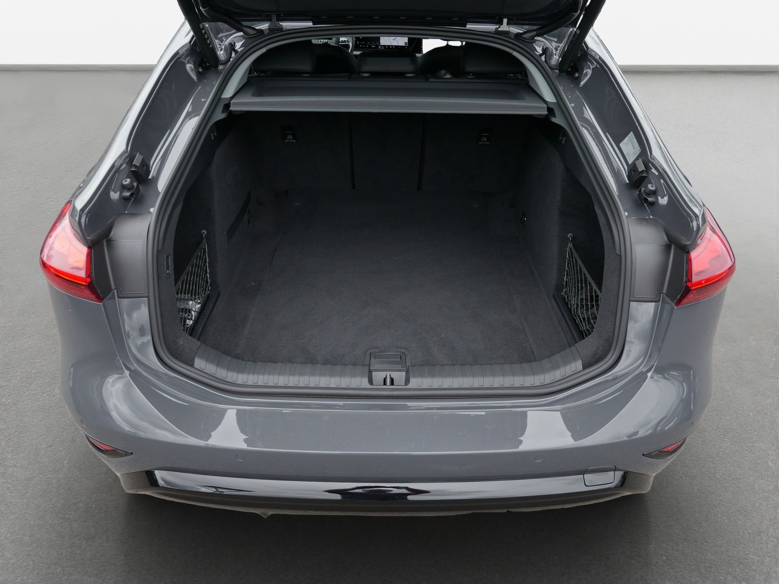 Audi A6 e-tron - Bild 12