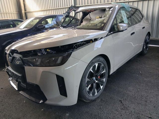 BMW iX 60 xDrive M Sport*UNFALL* (Fahrzeug-Nummer 441187091)