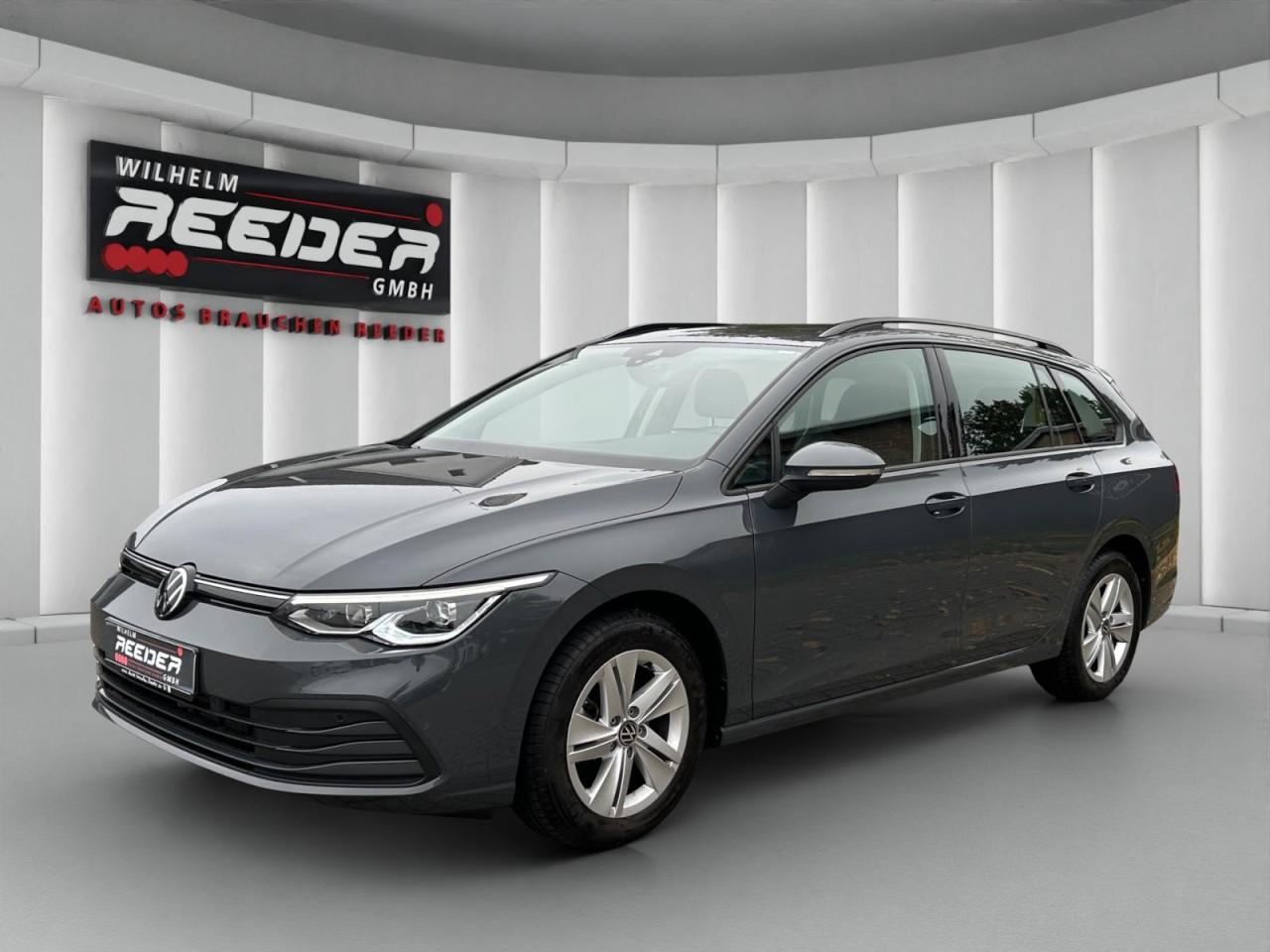 Volkswagen Golf VIII Variant 1.5 eTSI Life DSG+LED+Navi+ACC