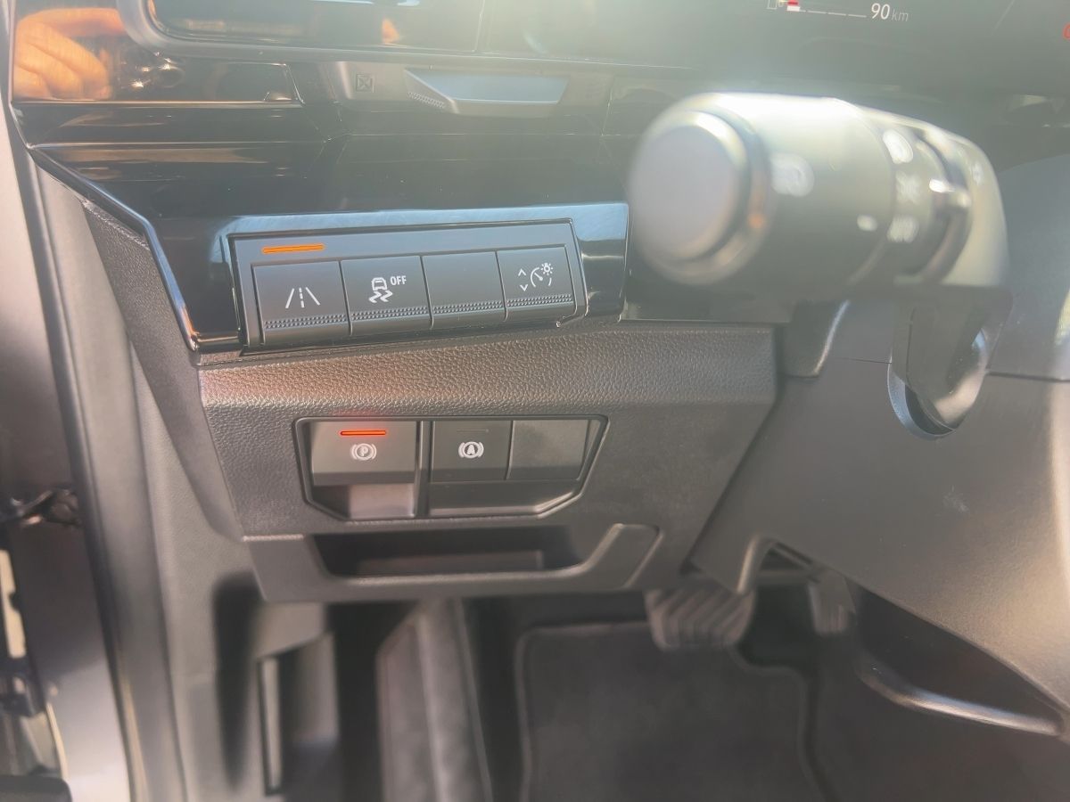 Fahrzeugabbildung Renault Austral Techno 160 Automatik SHZ