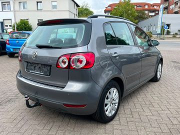 Volkswagen Golf - 5