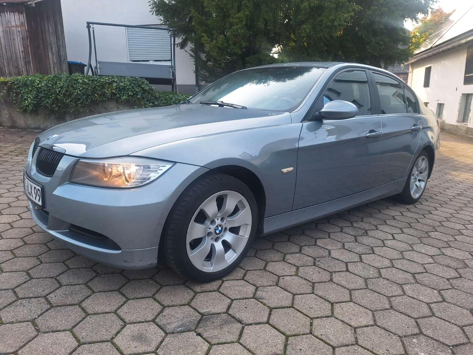 BMW 320