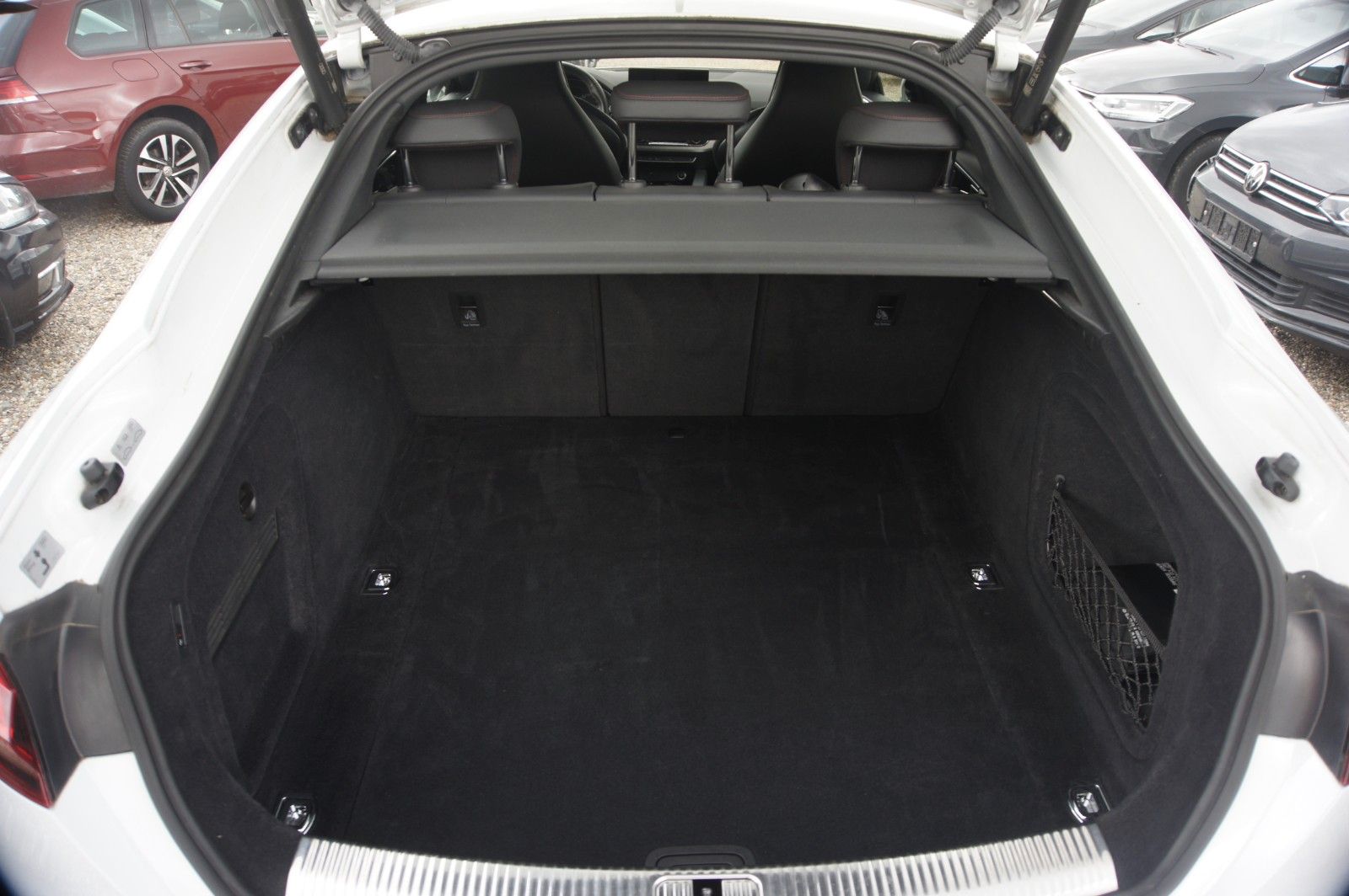 Fahrzeugabbildung Audi A5 Sportback TDI S Line LED AHK NAVI PANO