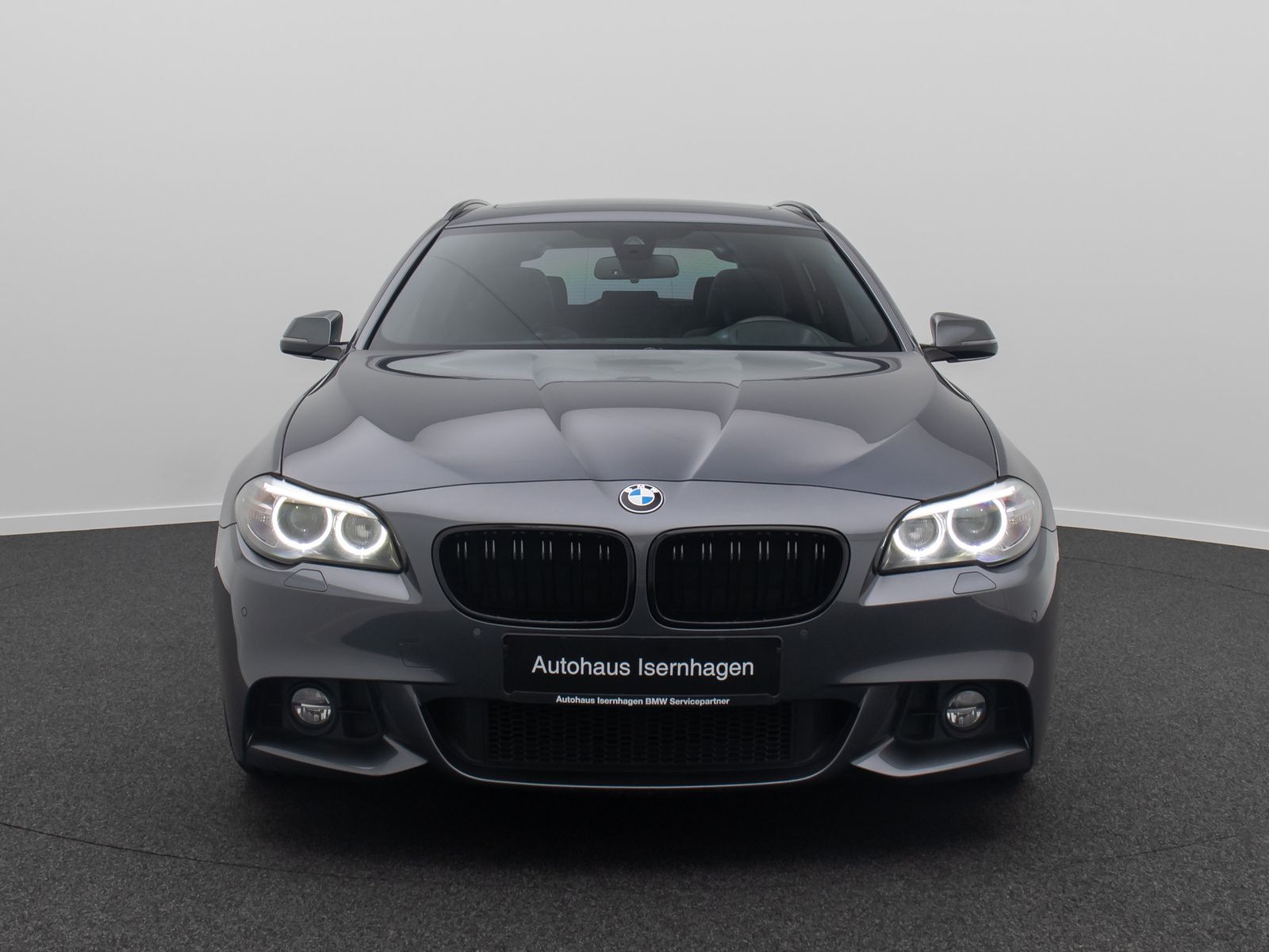 Fahrzeugabbildung BMW 530d M Sport Kamera H/K Alarm HUD Panorama AHK