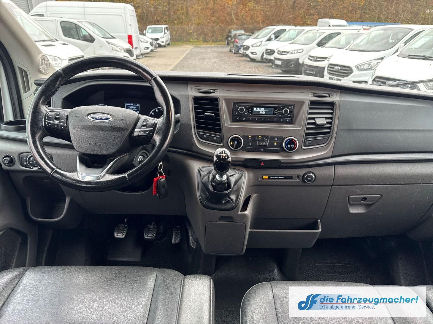 Fahrzeugabbildung Ford Transit Pritsche 350 L2 Doppelkabine  2.0 TDCi D
