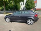 Audi A3 S line*TÜV/03/2026*TEMPOMAT*AHK*SCHIEBEDACH* - Audi A3 aus 2004: Line