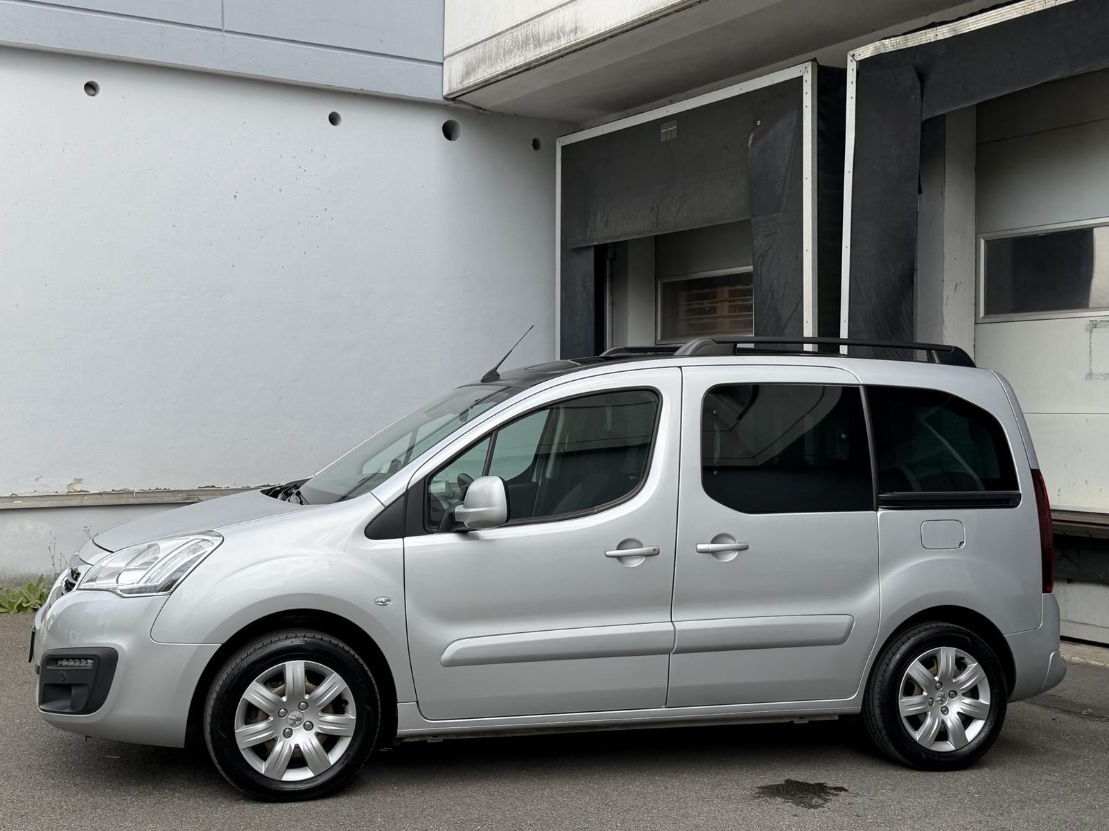 Peugeot Partner Allure Navi Kamera Tempomat Sitzheizung