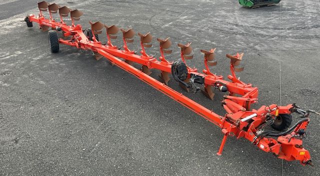 Autres Kuhn CHG12H84