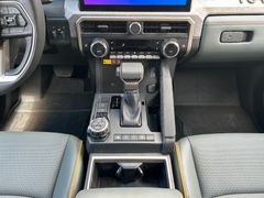 TOYOTA MY25 Tacoma Trailhunter *ON STOCK*