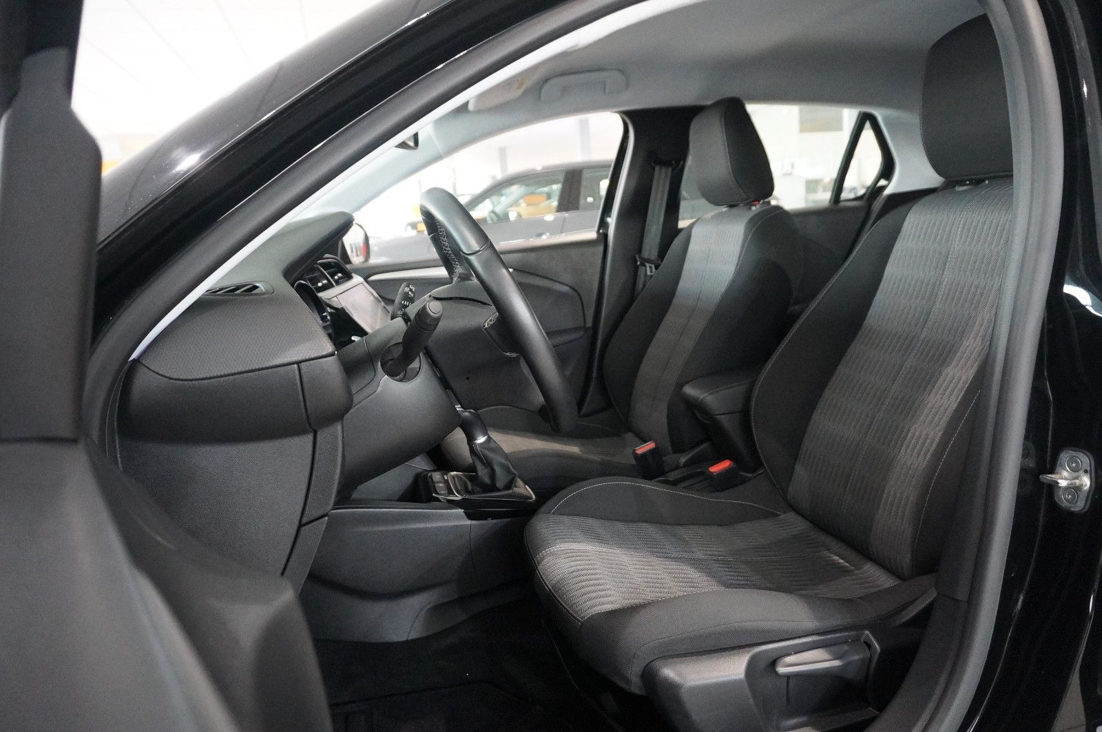 Fahrzeugabbildung Opel Corsa F 1.2 EDITION NAVI/KAMERA/TEMP./PDC/DAB+