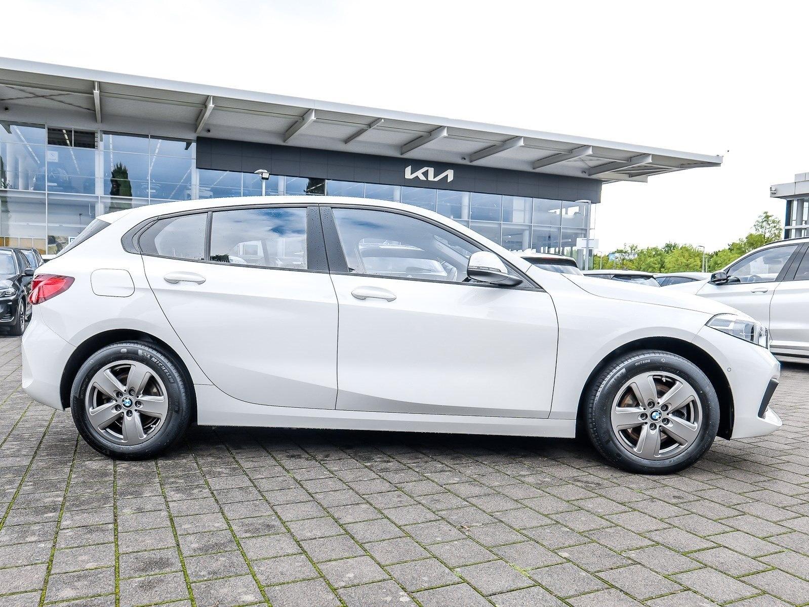 BMW 118 i NAVI LED PDC V+H DAB Tempomat Sitzheiz., миниатюра 10