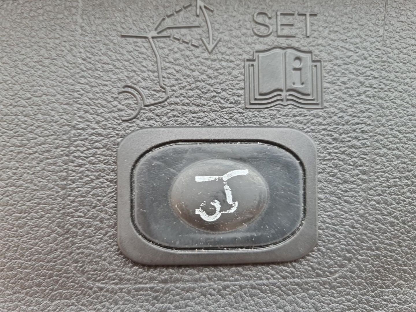 Fahrzeugabbildung Ford Kuga Titanium 1.5 EcoBoost  ALLWETTER+XENON+ACAA