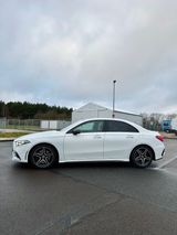 Mercedes-Benz A 250 AMG Line - 8 fach bereift / Panoramadach - Mercedes-Benz A 250 aus 2020