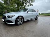Mercedes-Benz E 220 d Autom. - - Mercedes-Benz E 220 Gebrauchtwagen in München