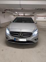 Mercedes-Benz A 200 CDI Urban - Mercedes-Benz A 200 aus 2013 mit Diesel-Antrieb: Limousine