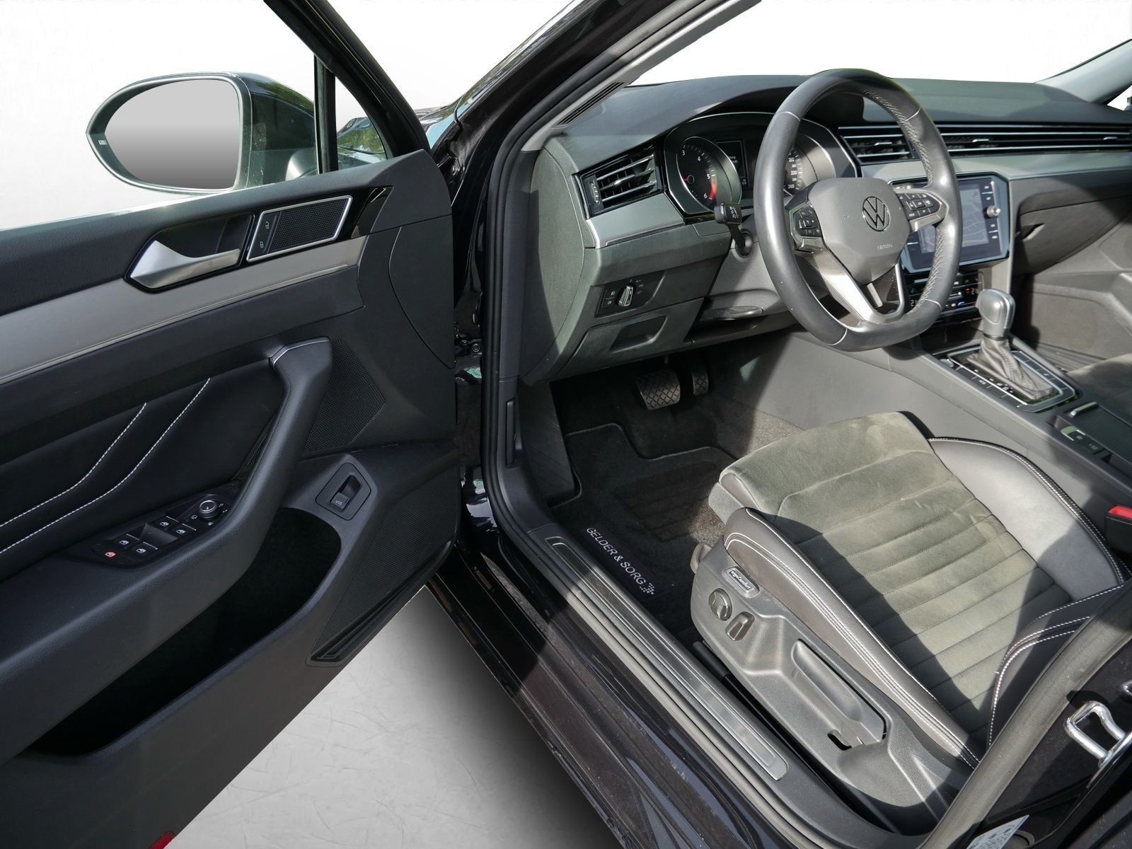 Volkswagen Passat Variant - Bild 14