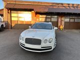 Bentley FLYING SPUR*SERVICE NEU*VOLL*NAVI*LED*GARANTIE* - Bentley in Hannover